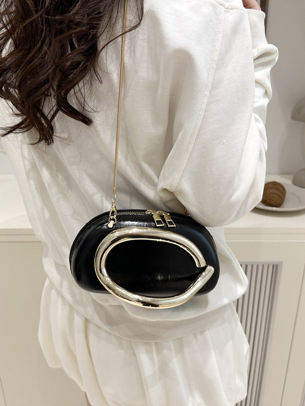 Chenova Chain-Strap Evening Clutch