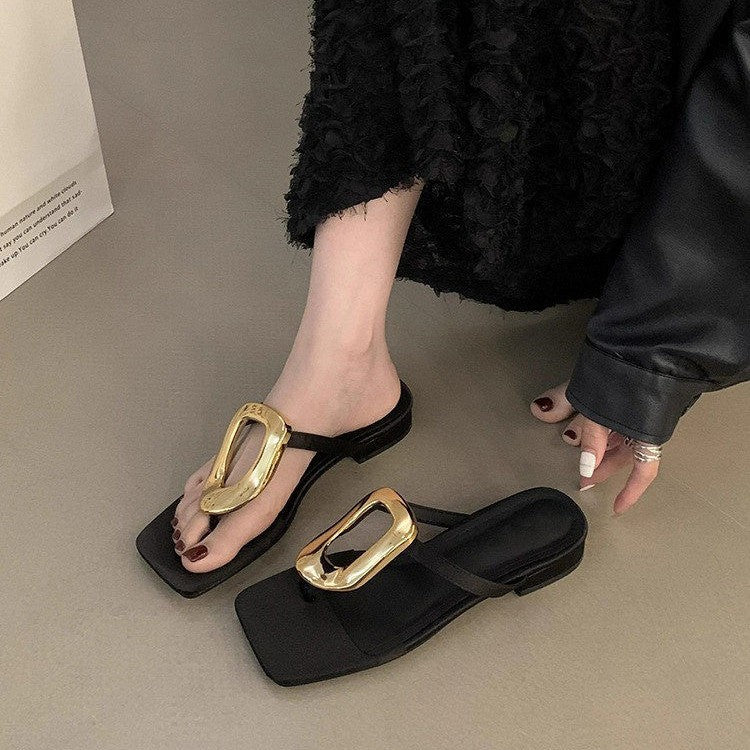 Chenova Women's Metallic Low-Heel Slides